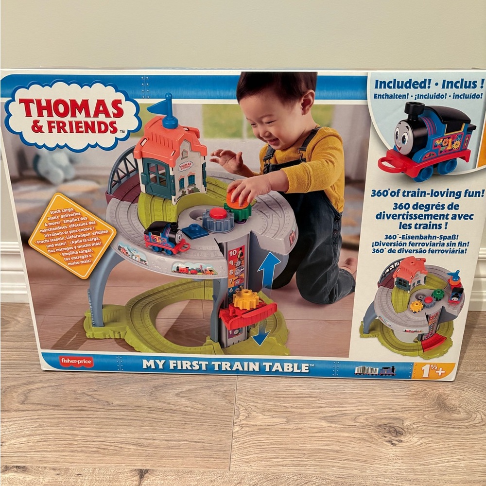 BRAND NEW Thomas & Friends My First Train Table